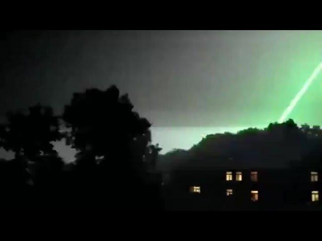 Green Beam Appears during a Thunderstorm in Massachusetts