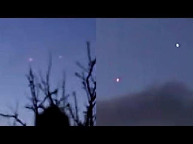 Bizarre Flashing UFO Orbs Sighted over Glace Bay, Nova Scotia in Canada