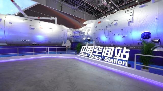 'Life-size' Chinese space station replica unveiled at Zhuhai Airshow 2022
