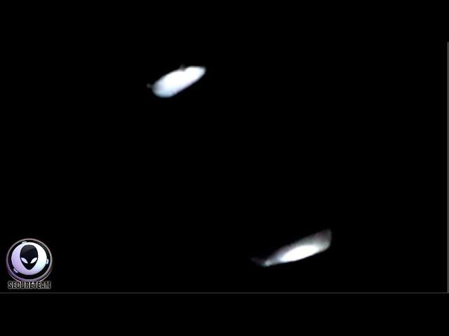 SHARE!! SECRETLY RECORDED ALIEN CRAFT IN SKY OVER AREA 51 S4 BASE! MAY 2015