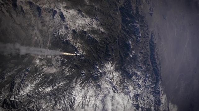 Virgin Galactic Releases Amazing Footage of 2nd Spaceflight