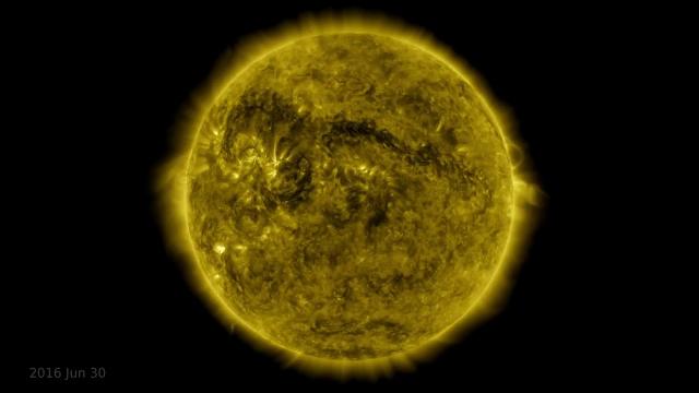 Spacecraft spies on Sun for 10 years in this time-lapse video
