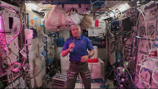 Mark Vande Hei will break longest single spaceflight record for an American