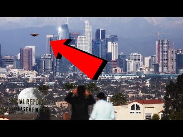 HUGE UFO Captured Over Los Angeles! You Won't Believe What's Going On! 2021