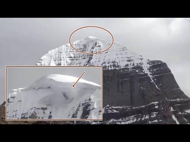Opening of interdimensional Portal at the top of Mount Kailash caught on tape