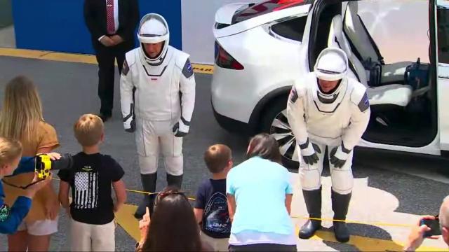 SpaceX Demo-2 crew bids adieu to their families once again