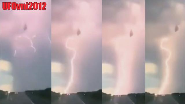 Eerie Footage Shows Mysterious Triangle UFO 'Feeding On Lightning' in Itaquaquecetuba, Brazil
