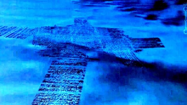 HUGE! Mega Ancient Alien [Metropolis] Discovered Off Ice Land? 2017