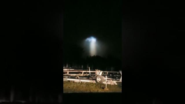 Mysterious phenomenon was captured happening in the night sky In Florida, USA. #subscribe