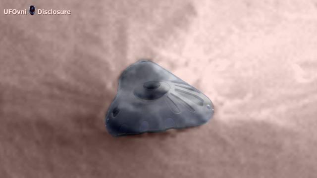 MARS: Alleged UFO is Lying Over Medusae Fossae, An Unknown Geological Formation!