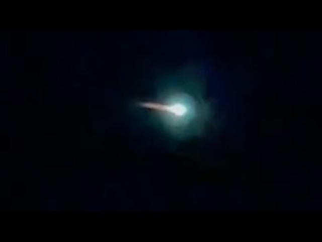 Big & bright fireball streaks over UK skies - Multiple views captured!