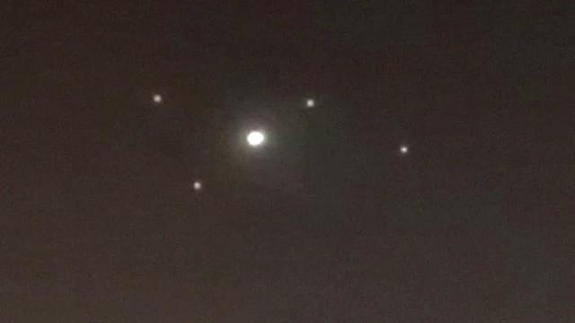 Mysterious Unidentified Lights Caught On Camera Over Iraq | Latest UFO Videos | Alien Sighting