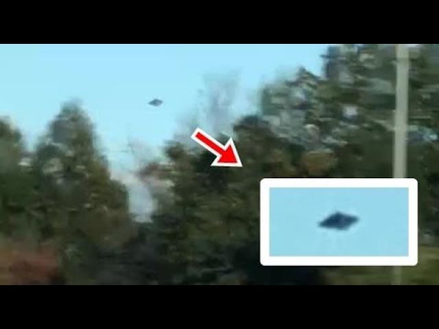 Black Diamond UFO in the sky over Woodbridge Township, New Jersey