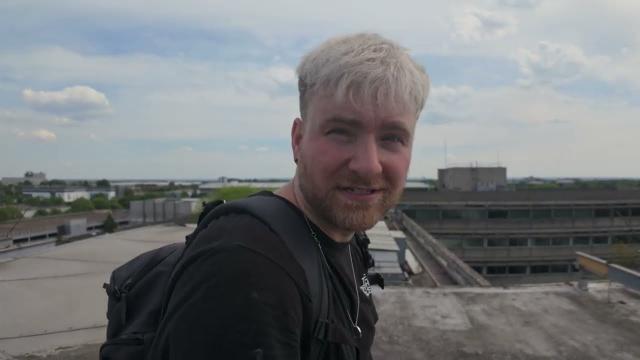 CAUGHT BY SECURITY AT HEATHROW TRAINING WITH JOSH