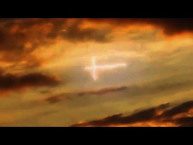 Huge Cross Shaped Object In The Sky | UFO Sightings Cross Shaped Object | Latest UFO, Alien Sighting