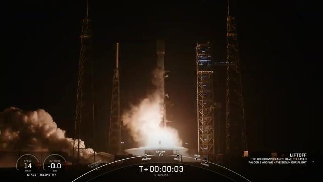 Blastoff! SpaceX launches 23 Starlink satellites from Florida, nails landing