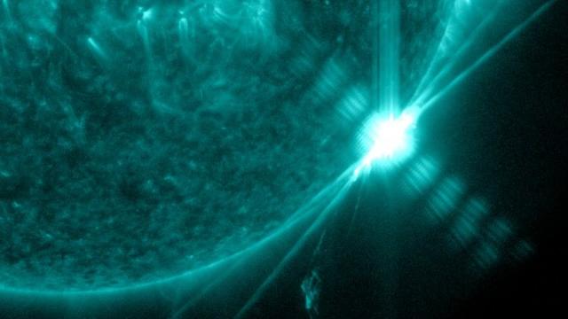 Wow! Sun blasts massive X3.4-class solar flare - See it in 4K