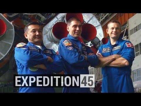 Launch Preparations For Expedition 45 Continues